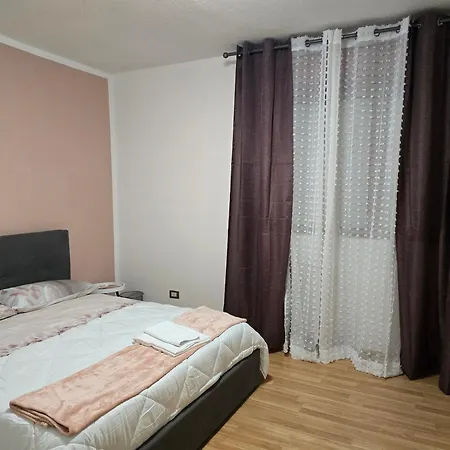 Belvedere Affitta Camere Con Bagno Privato Verona Exterior photo